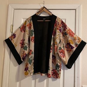 H&M Conscious’ Collection Floral Kimono Top